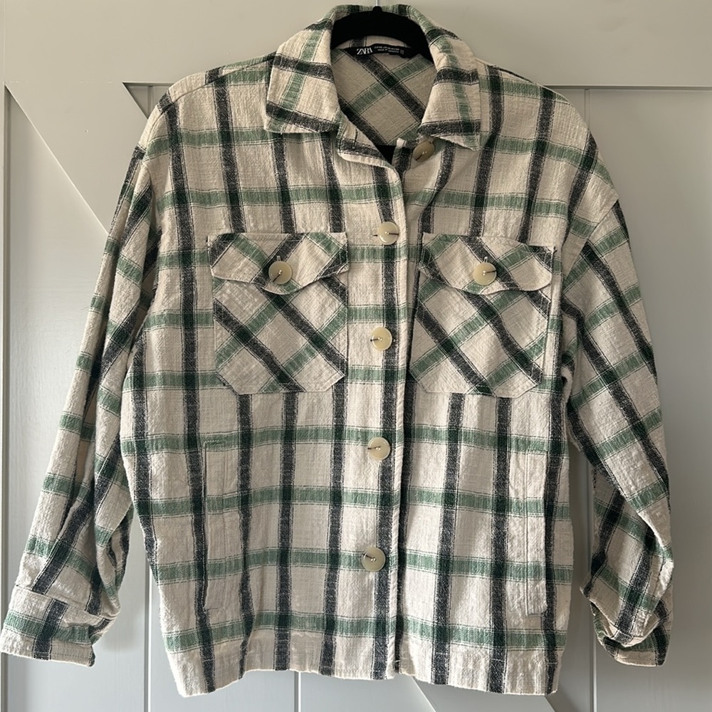 Zara Button Down - Picture 3 of 11